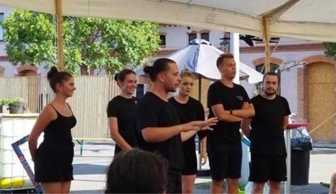 Študenti na festivaloch Za dveřmi a Mičinský pitvor