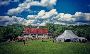 Študenti FDU na festivale Mičinský pitvor
